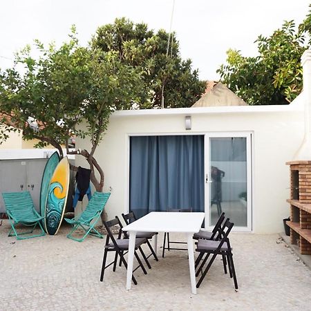 Bed and Breakfast Getwet Surfcamp Costa da Caparica Exterior foto