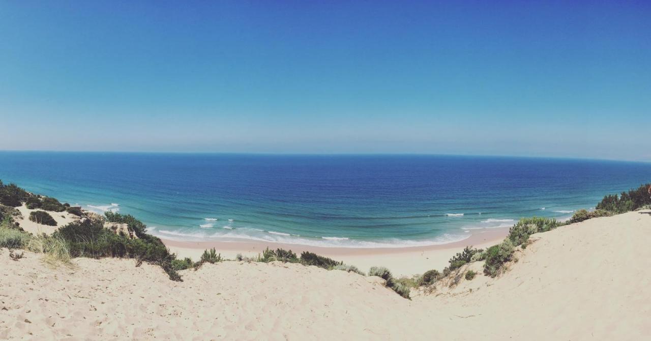 Bed and Breakfast Getwet Surfcamp Costa da Caparica Exterior foto