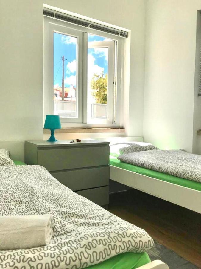 Bed and Breakfast Getwet Surfcamp Costa da Caparica Exterior foto
