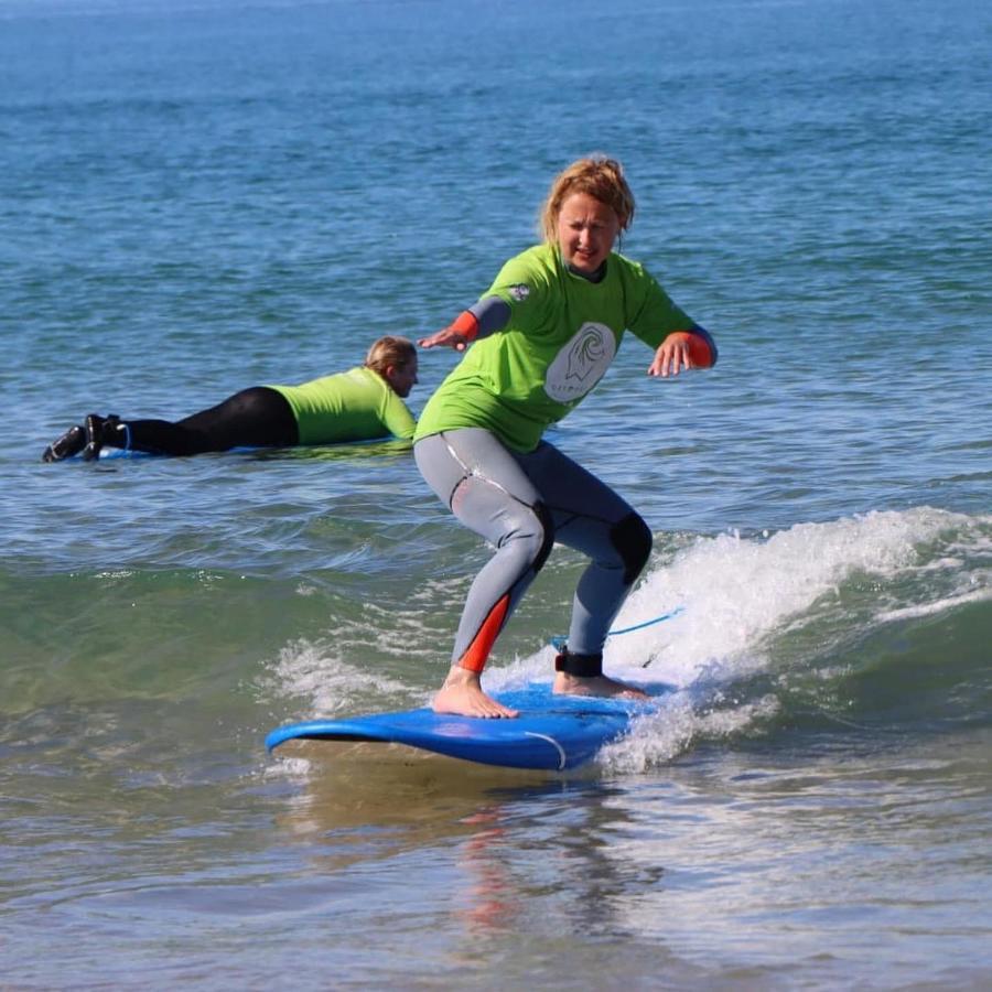 Bed and Breakfast Getwet Surfcamp Costa da Caparica Exterior foto