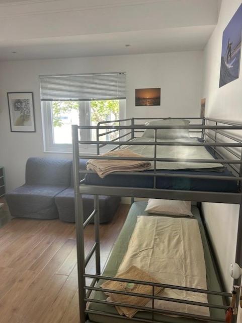 Bed and Breakfast Getwet Surfcamp Costa da Caparica Exterior foto