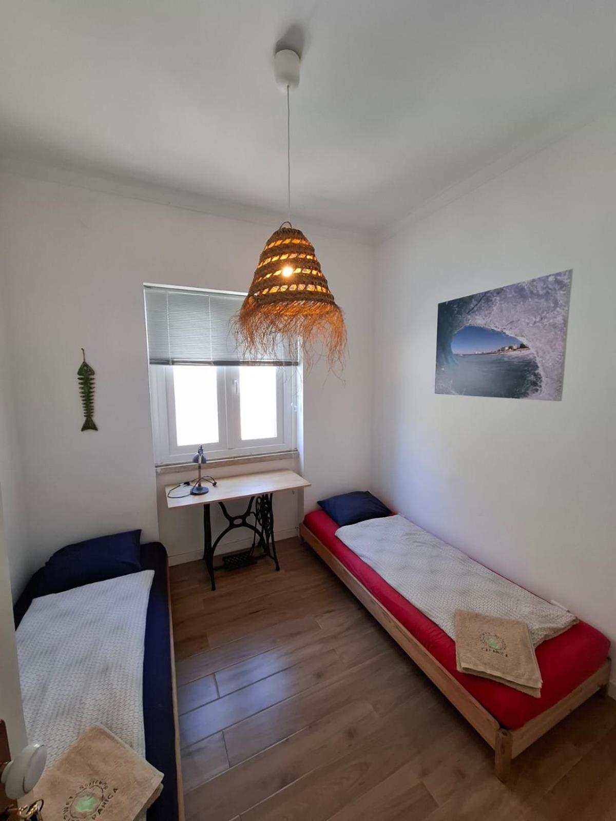 Bed and Breakfast Getwet Surfcamp Costa da Caparica Exterior foto